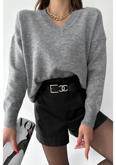 Femelle Kadın Gri V Yaka Standart Beden Oversize Basic Triko Kazak