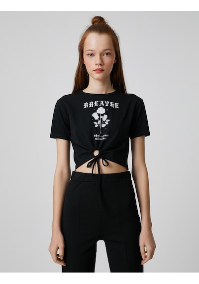 Koton Crop Tişört Baskılı Pencere Detaylı Kısa Kollu Siyah 3sal10278ık 3SAL10278IK999 Siyah