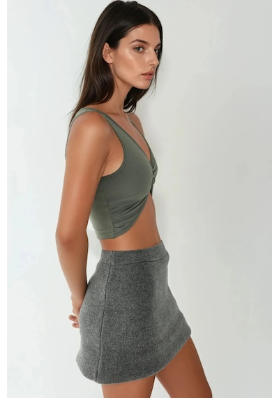 Hiccup Düz Renkli Fitilli Ön Kıvrık Crop Top Haki Yeşil