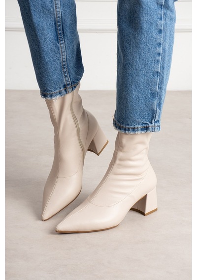 Dabab Shoes Neva Kadın Bej Streç Cilt Sivri Burun Fermuarlı 6 Cm Kalın Topuklu Bot Bootie