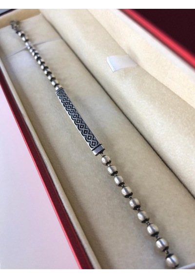 Top Zincirli Baklava Desen Gümüş Işıklı Kutuda Sevgiliye Eşe Babaya Hediye Bileklik
