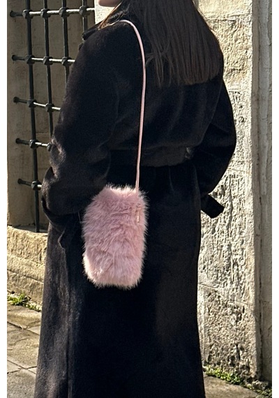 Mollycrush Kadın Askılı Peluş Pembe Çanta Kürk Postacı Model Toz Pembe