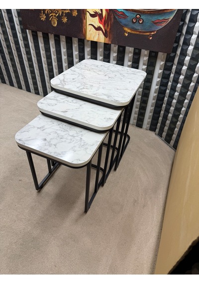 3 Lü Zigon Sehpa Seti Metal Ayaklı Ahşap Desen Tabla Modern Tasarım Beyaz Mermer
