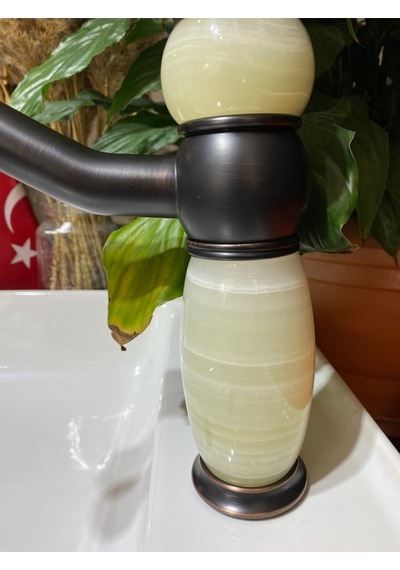İsaoğlu Yapı Siyah Lavabo Bataryası Mermer Tasarım Country Design Siyah Lavabo Musluğu Siyah