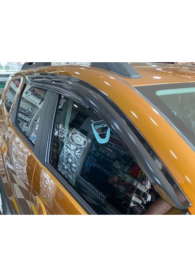 Dacia Duster 2018 Ve Üzeri 4'Lü Cam Rüzgarlığı