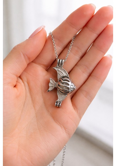 Karanlıkta Parlayan Balık Figürlü Charm Kolye I Gümüş Renk Zincir Unisex Çok renkli