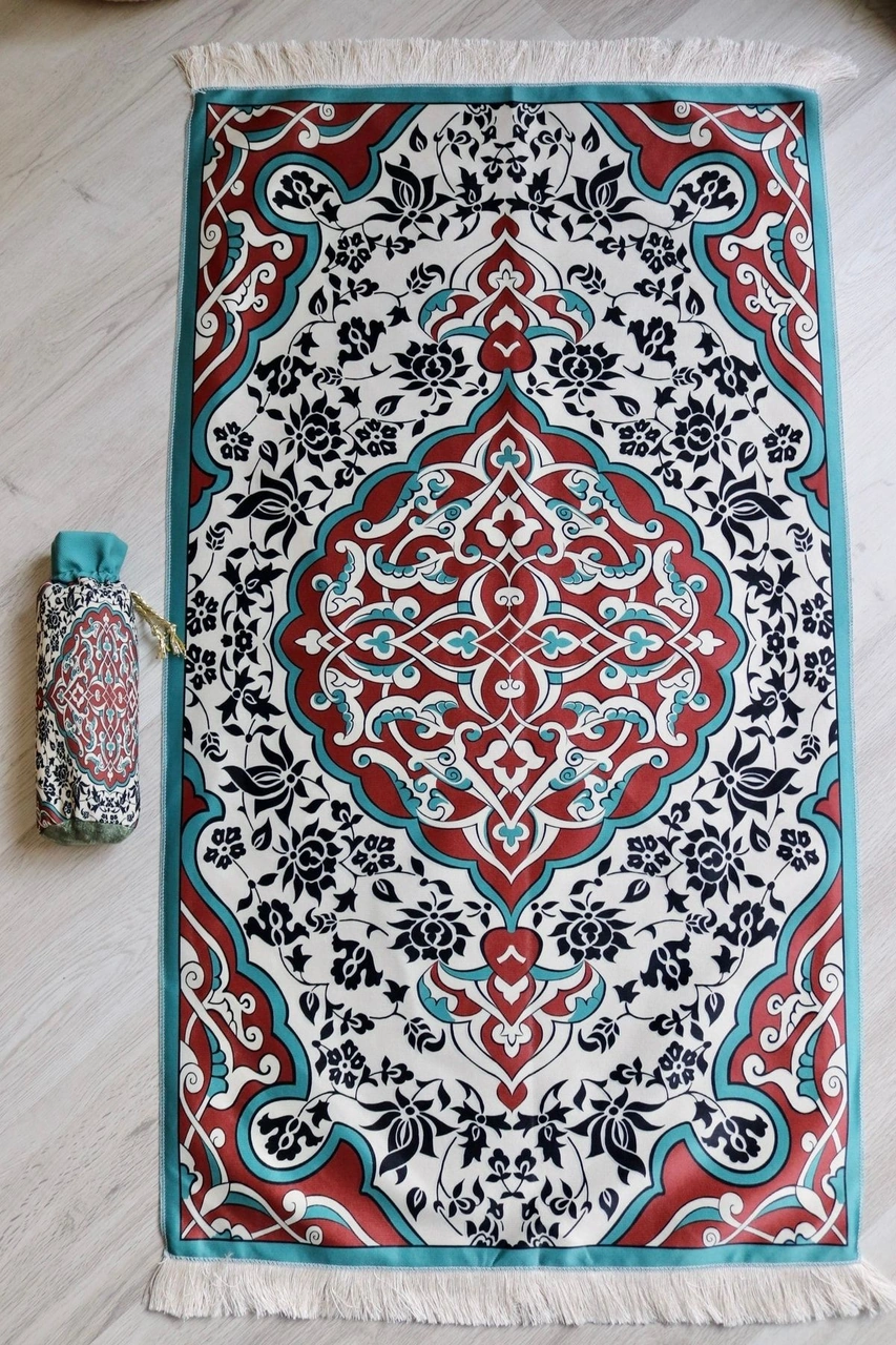 Pratik Ve Taşınabilir Ipek Dokulu Keseli Seccade Halı Desenli S10012 Çok Renkli