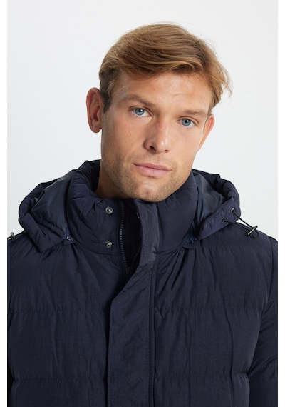 AC&Co / Altınyıldız Classics Erkek K.lacı Standart Fit Normal Kesim Çıkma Kapüşon Yaka Yan Cepli Mont Koyu Lacivert AC&Co / Altınyıldız Classics Erkek K.lacı Standart Fit Normal Kesim Çıkma Kapüşon Yaka Yan Cepli Mont Koyu Lacivert