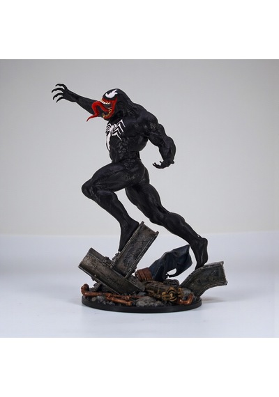 Venom Heykel Figür
