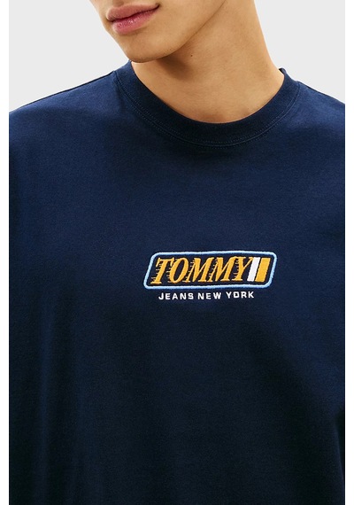 Tommy Jeans Logolu Pamuklu Regular Fit Bisiklet Yaka T Shirt Erkek T Shirt Dm0dm22546 C1g Lacivert