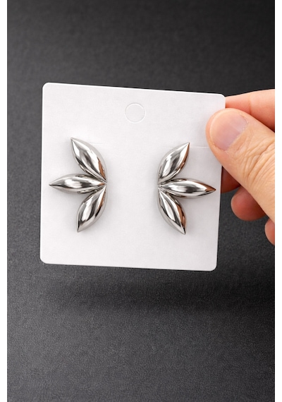 Parlak Gümüş Yaprak Küpe Modern Çiçek Formlu Şık Kadın Küpe Diğer