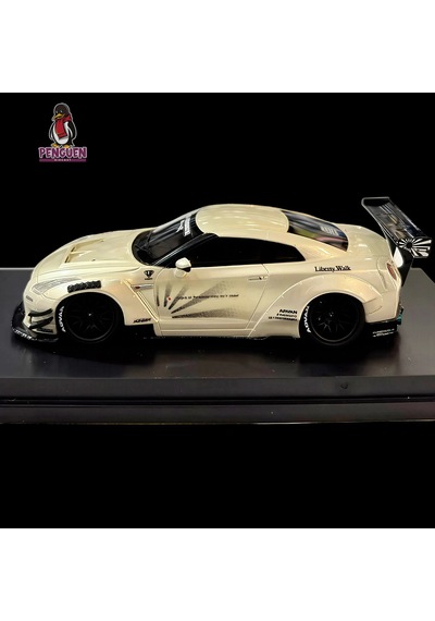 Liberty Walk 1/64 Gt-r R35 141/300 Limited Edition