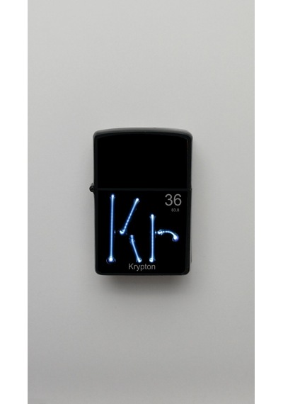 Krypton Kripton Kr 36 Temalı Benzinli Siyah Çakmak Magnet Hediye Siyah