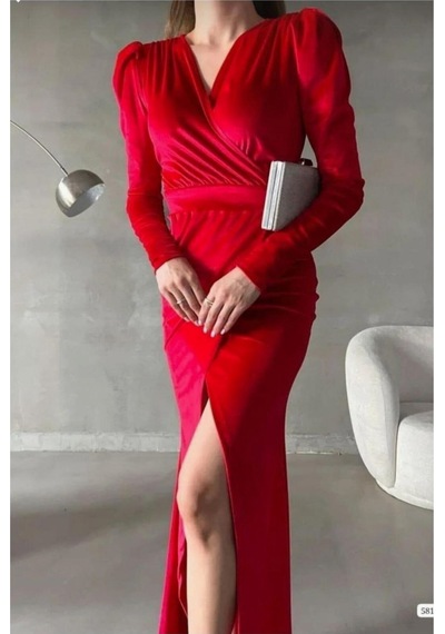 Lior Design Kadın El Emeği Kadife Kumaş Kruvaze Yaka Yırtmaçlı Maxi Abiye Elbise Kırmızı Lior Design Kadın El Emeği Kadife Kumaş Kruvaze Yaka Yırtmaçlı Maxi Abiye Elbise Kırmızı