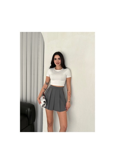 Gugus Kadın Şort/etek Pileli Fermuar Kapamalı Trend Model Füme