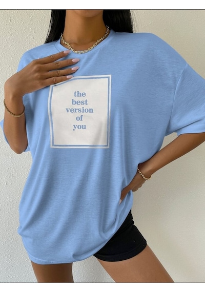Sepette 6 Ve Üzeri Alımlarda 1 Tişört Hediyedir - Unisex Mane Baskılı Tshirt SIYAH Sepette 6 Ve Üzeri Alımlarda 1 Tişört Hediyedir - Unisex Mane Baskılı Tshirt SIYAH