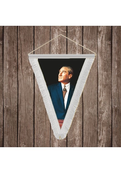 Istikbal Göklerdedir Atatürk Portresi Beyaz Saçaklı Üçgen Flama Bayrak Hatıra Flama Ata32 Diğer