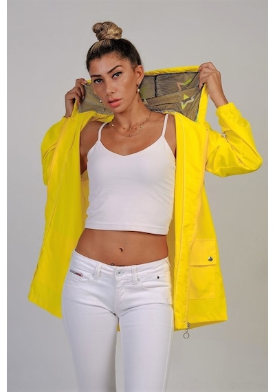Keyifli Moda Kadın Sarı Yıldız Kapüşonlu Cepli İnce Yağmurluk