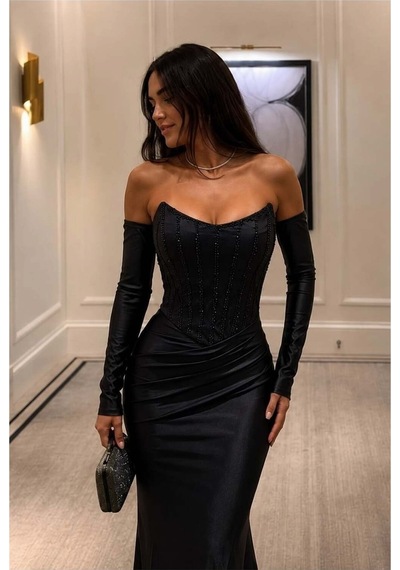 Lior Design Kadın İnce İşçilik Straplez Yırtmaçlı Abiye Elbise Siyah