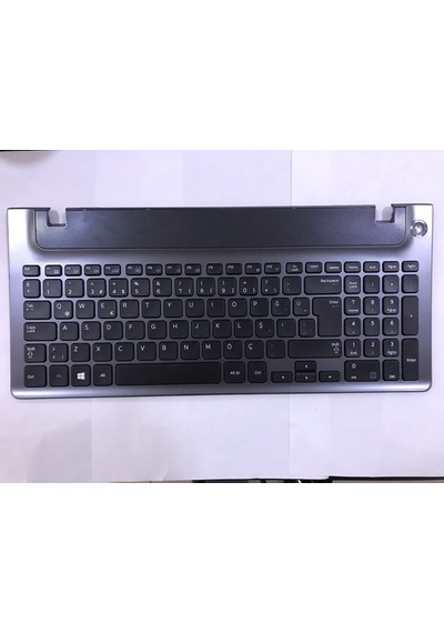 Samsung Uyumlu NP270 Kasalı Laptop Klavyesi Tuş Takımı