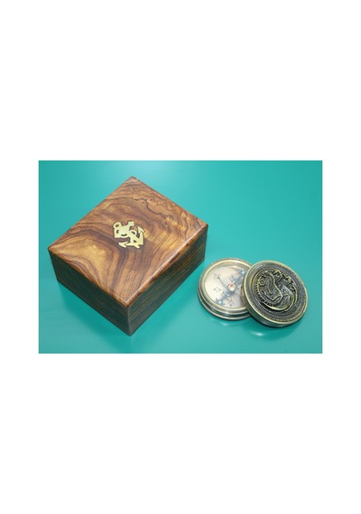 3 Adet Ahşap Kutulu Pirinç Pusula Compass, Kutulu Navigasyon Aleti Ve Dekoratif Seyahat Aksesuarı 10x6 Cm