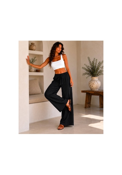 Hira Life Fashion Kadın Kumaşı Kabartma Detaylı Bol Paça Ve Önü Bağcıklı Salaş Burgu Şık Pantolon Siyah Siyah Hira Life Fashion Kadın Kumaşı Kabartma Detaylı Bol Paça Ve Önü Bağcıklı Salaş Burgu Şık Pantolon Siyah Siyah