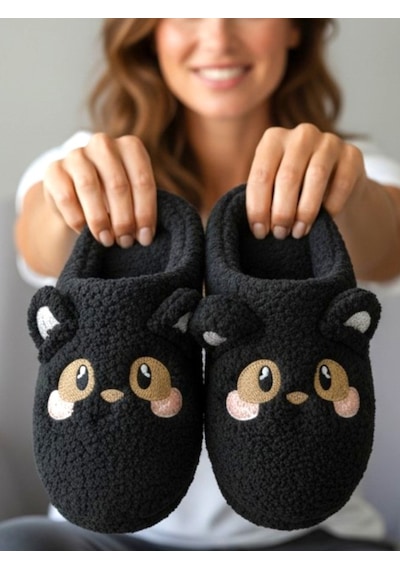 Ellaboni Panda Desenli Pofuduk Yünlü Kadın Siyah Ev Terliği Kışlık Çeyiz Ve Bohça Terliği Ses Yapmaz Yumuşak Kalın Taban Ellaboni Panda Desenli Pofuduk Yünlü Kadın Siyah Ev Terliği Kışlık Çeyiz Ve Bohça Terliği Ses Yapmaz Yumuşak Kalın Taban