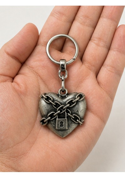 Gotik Kalp Kilit Zincirli Metal Anahtarlık Unisex Gümüş Renk