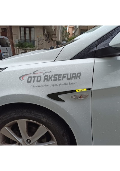 Opel Corsa E Çamurluk Venti Parlak Siyah Logolu