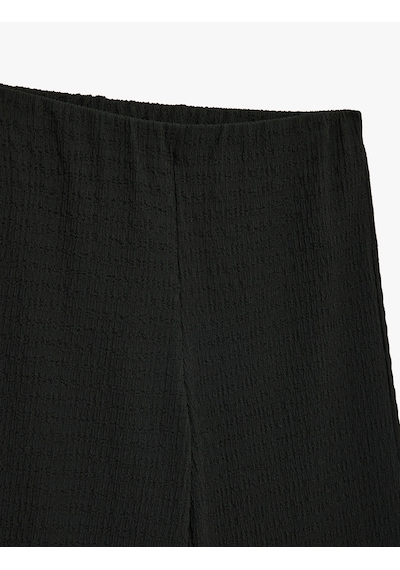 Koton Bürümcük Kumaş Düz Bol Paça Pantolon Siyah 6sak40105ek