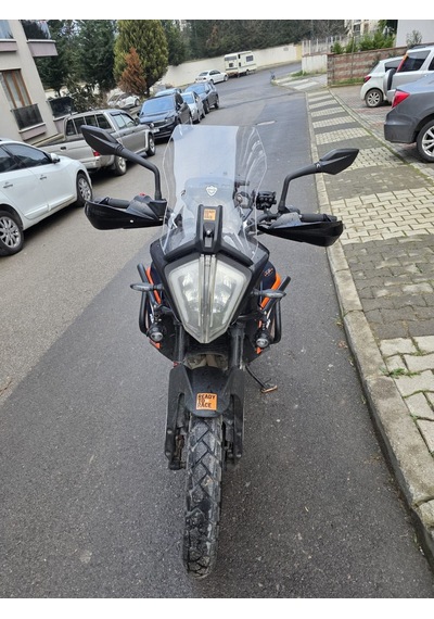 Motocam Ktm 250 Adv Ön Cam 2020-2024 Model 57cm Şeffaf Renkli 3mm Aparatsızdır
