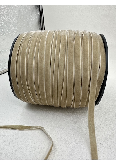 Paşateks- 1 Cm Düz Kadife-5 Metre -er.yeşil