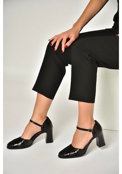 Fox Shoes Y398360103 Siyah Hakiki Deri Kalın Topuklu Kadın Terlik Siyah