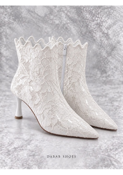 Dabab Shoes Mona Kadın Beyaz Dantel İşlemeli Sivri Burun Sıcak Astarlı Fermuarlı 7 Cm İnce Topuklu Bot Bootie