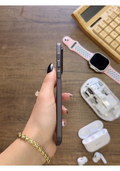 Samsung Galaxy S25 Edge Uyumlu Süper İnce Mat Ultra Thin Silikon Kılıf Buzlu Siyah