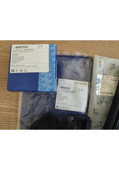Mercedes W124 W201 Pedal Set A2012910282 A1263000504 A2012920082