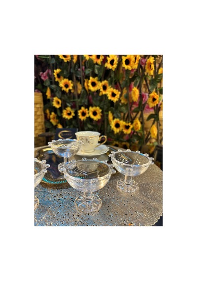 6 Parça Ayaklı Papatya Cam Lokumluk, Sunumluk, Kahve Yanı Dekorasyon, Ayaklı Mini Cup, Boncuklu Cup Şeffaf