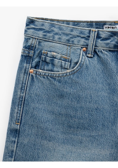 Koton Düğmeli Cep Detaylı Mini Rahat Kalıp Denim Şort Orta İndigo 5sal40002md İndigo