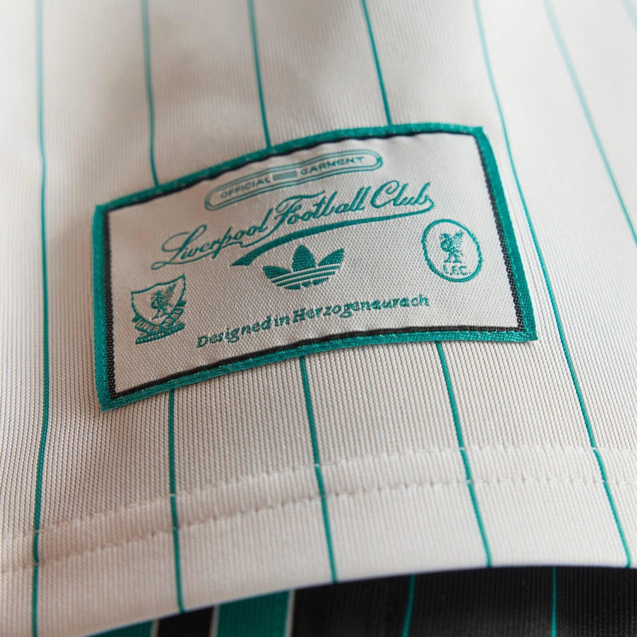 Adidas Liverpool Fc Terrace Icons Erkek Forma C-adıjw5466e50a00 Beyaz