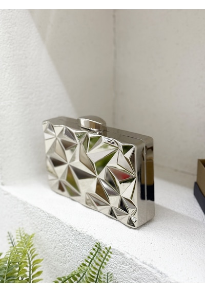 Nurkaraca 25y9773 Metal Kasalı Abiye El Çantası Kadın 18x11cm