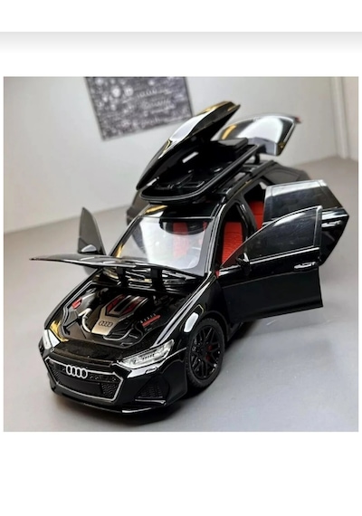 Che-zhı 1:24 Audi Rs6 Metal Siyah Renk Sesli Işıklı Model Araba