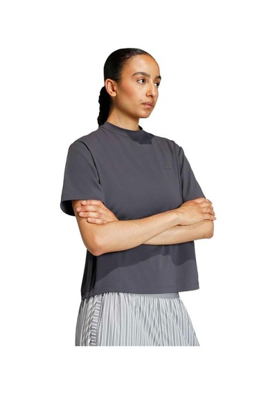 Adidas Kadın Siyah T-shirt P Ess T Ke1065