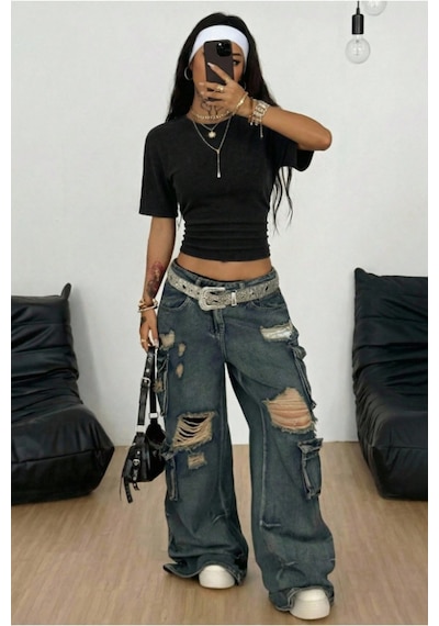 Kadın Kısa Kollu Crop Tişört Bisiklet Yaka, Slim Fit, Günlük & Şık Basic T-shirt Siyah