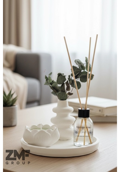 Hediyelik Tepside Twist Vazo Bebek Pudrası Kokulu Lotus Mum Ve Oda Kokusu Beyaz