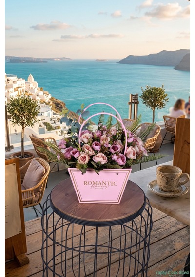 Yapay Çiçek Sitesi Yapay Çiçekli Romantic Çantalı Aranjman Model 4 Pembe -  Krem