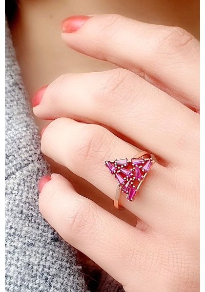 Pembe Baget Zirkon Taşlı 925Ayar Gümüş Rose Üçgen Yüzük 13