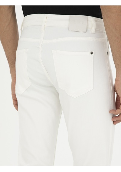 Cacharel Beyaz Slim Fit Pamuk Karışımlı Jean Pantolon