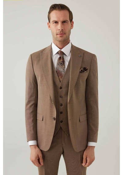 Erkek Bej Slim Fit Yelekli Sivri Yaka Takım Elbise