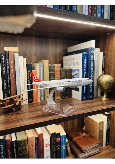 Boeing 777-300 Metal Model Uçak - 1/250 Ölçek