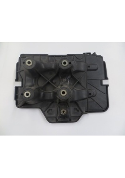 Volkswagen Bora 99/05 Akü Koruyucu Plasti Ği Alt Bfn